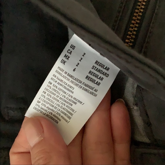 American eagle stretch jeans skinny, size 2, charcoal black color, zipper detail - Picture 5 of 6